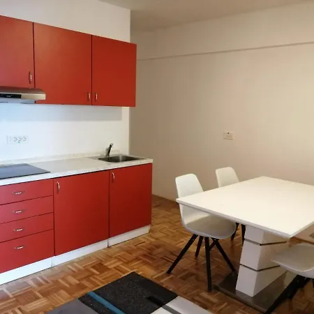 דירה Apartma Lunca 1 לובליאנה